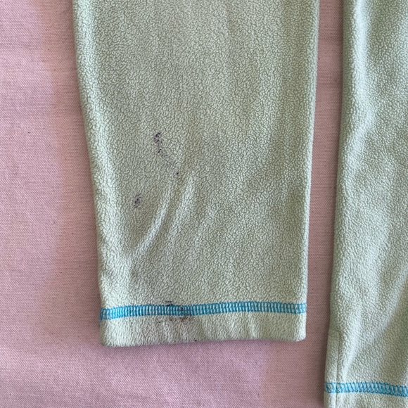 NFL for Her Raiders Lime Green Long Sleeve Fleece Sweater Embroidered Logo Large - Picture 2 of 7